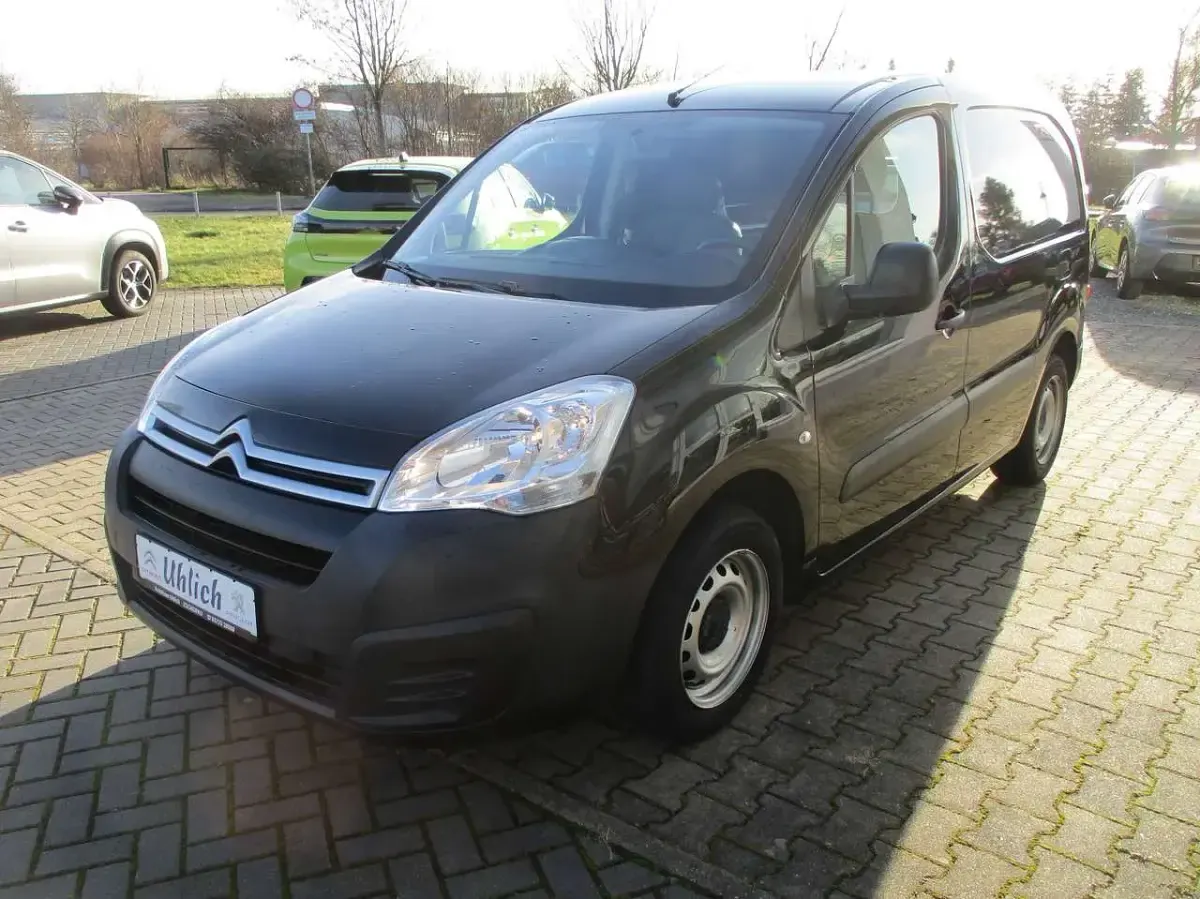 Gebraucht Citroën Berlingo Profi 98 PS (72 kW) 2016 Onyx schwarz Van / Kleinbus