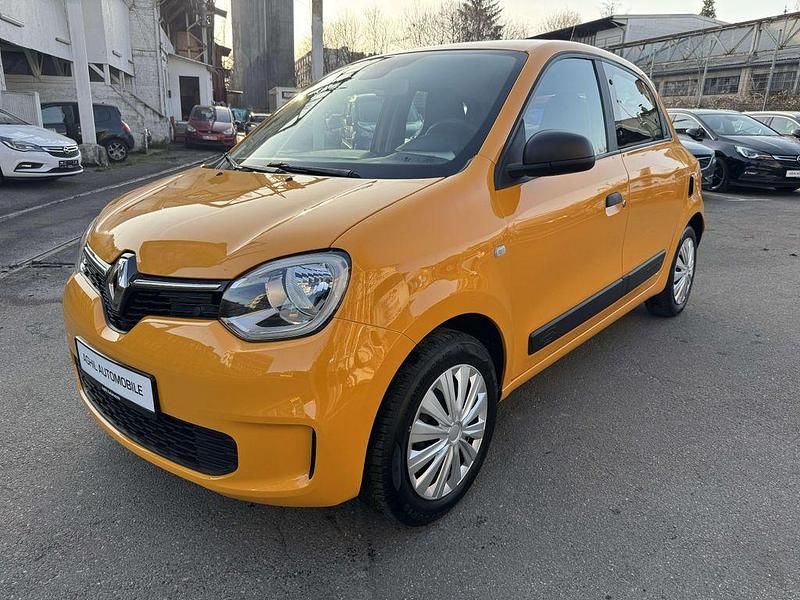 Gebraucht Renault Twingo 65 PS (47 kW) 2020 Gelb Kleinwagen