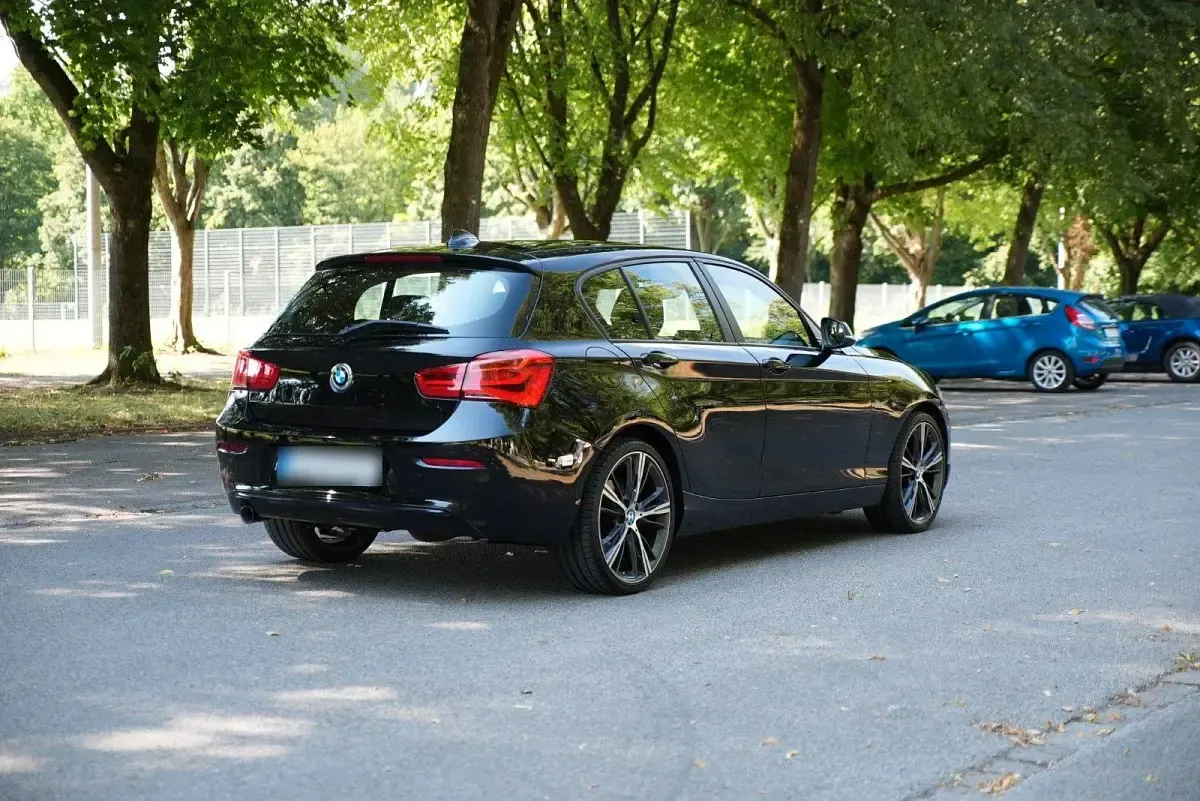 Gebraucht BMW 118 150 PS (110 kW) 2016 Schwarz Kleinwagen