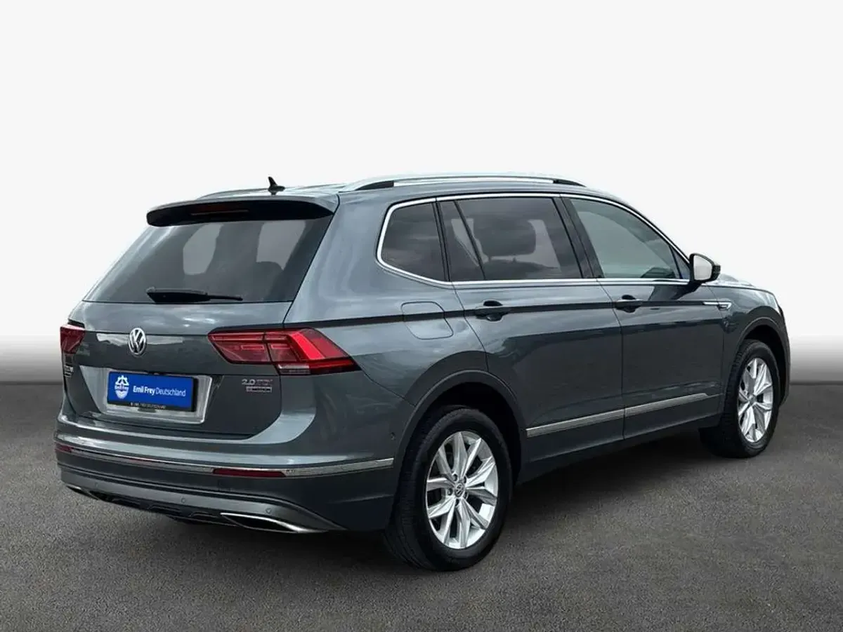 Gebraucht VW Tiguan Allspace Highline 239 PS (175 kW) 2019 Grau SUV