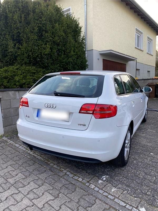 Second-hand Audi A3 105 CP (77 kW) 2011 Alb Hatchback