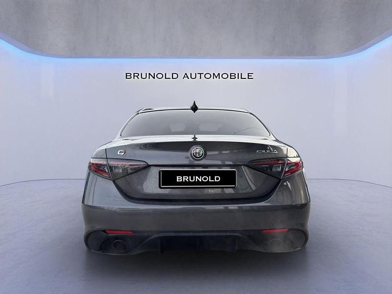 Gebraucht Alfa Romeo Giulia Veloce 280 PS (205 kW) 2024 Grau Limousine