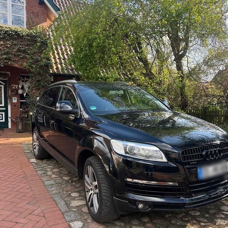Second-hand Audi Q7 236 CP (173 kW) 2008 Negru SUV