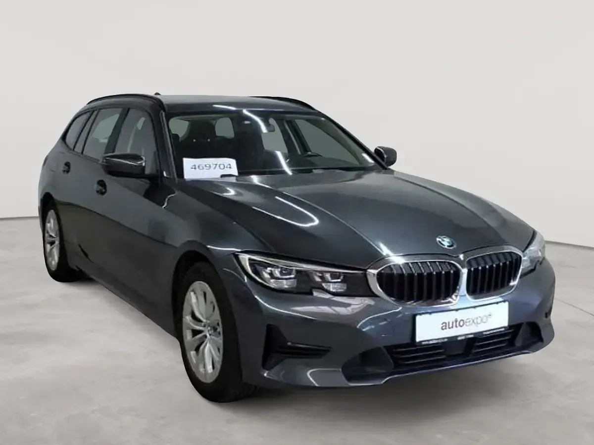 Gebraucht BMW 318 Advantage 150 PS (110 kW) 2022 Kombi