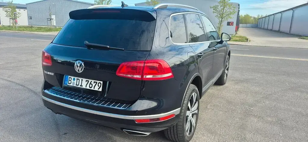 Gebraucht VW Touareg Exclusive 262 PS (192 kW) 2015 Blau SUV