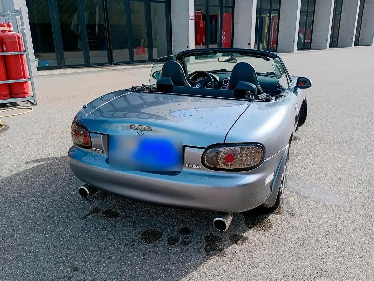 Gebraucht Mazda MX5 146 PS (107 kW) 2004 Silber Cabrio