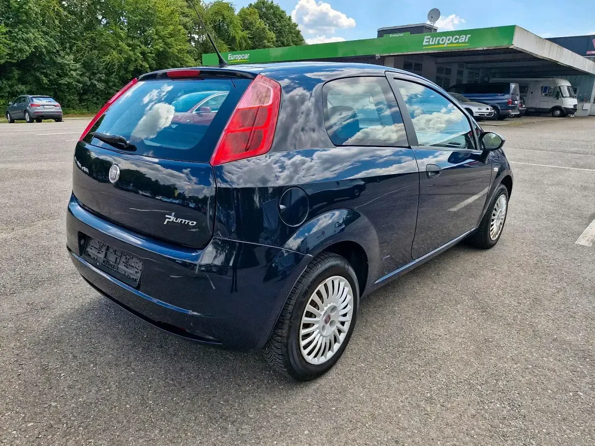 Gebraucht Fiat Punto 65 PS (47 kW) 2007 Blau Kleinwagen
