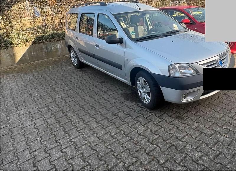 Gebraucht Dacia Logan 87 PS (63 kW) 2007 Silber Van / Kleinbus