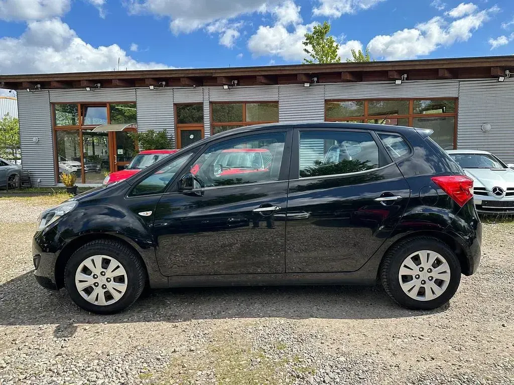 Gebraucht Hyundai ix20 Edition 90 PS (66 kW) 2012 Schwarz Kleinwagen