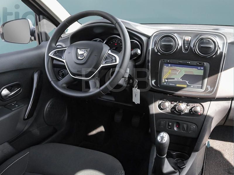 Gebraucht Dacia Sandero 101 PS (74 kW) 2020 Blau Kleinwagen