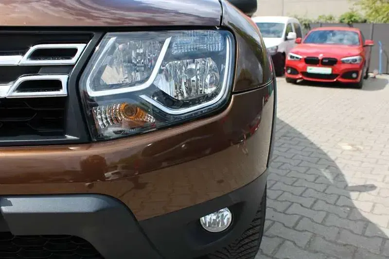 Gebraucht Dacia Duster 105 PS (77 kW) 2014 Braun SUV