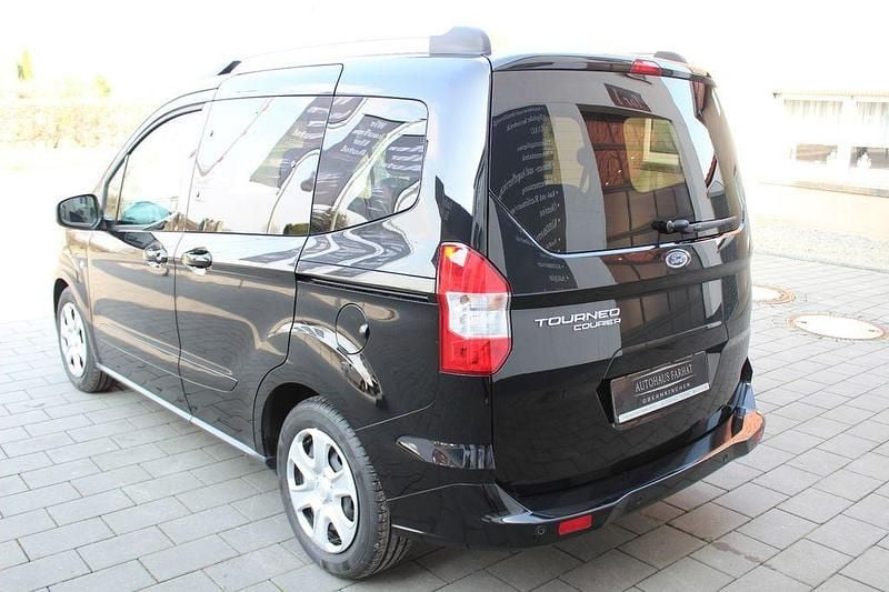 Gebraucht Ford Tourneo Courier Trend 101 PS (74 kW) 2019 Schwarz Van / Kleinbus