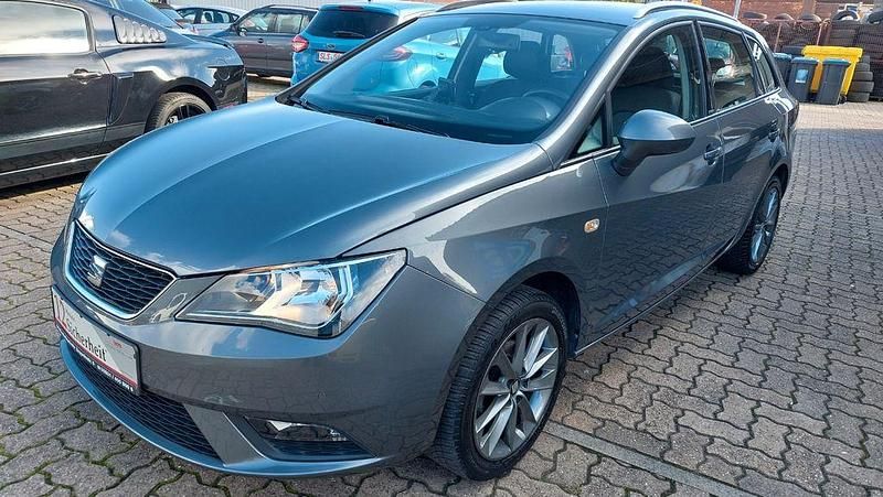 Grau Gebraucht 2014 Seat Ibiza I-Tech Limousine | 9.990 € (Etwas zu teuer) - Bild 1/4