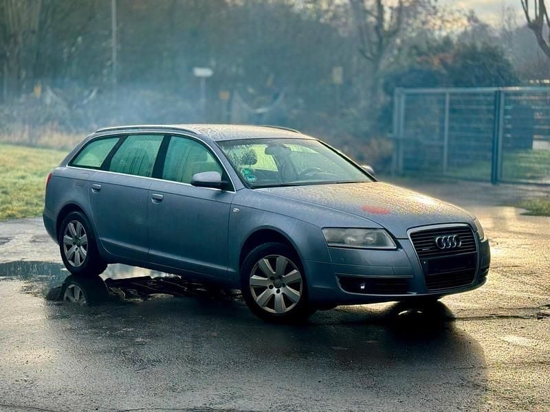 Silber Gebraucht 2005 Audi A6 Kombi | 1.500 € (Superpreis) - Bild 1/4
