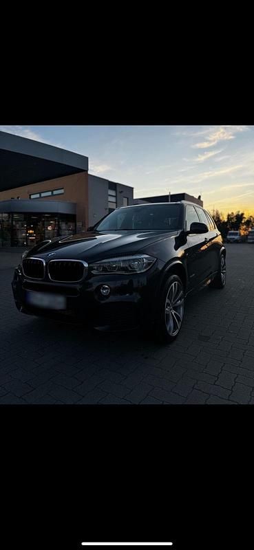 Schwarz Gebraucht 2014 BMW X5 M Sport SUV | 21.990 € (Etwas zu teuer) - Bild 1/4