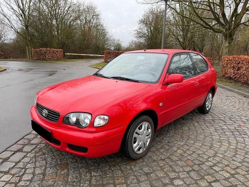 Gebraucht Toyota Corolla Terra 97 PS (71 kW) 2000 Rot Limousine