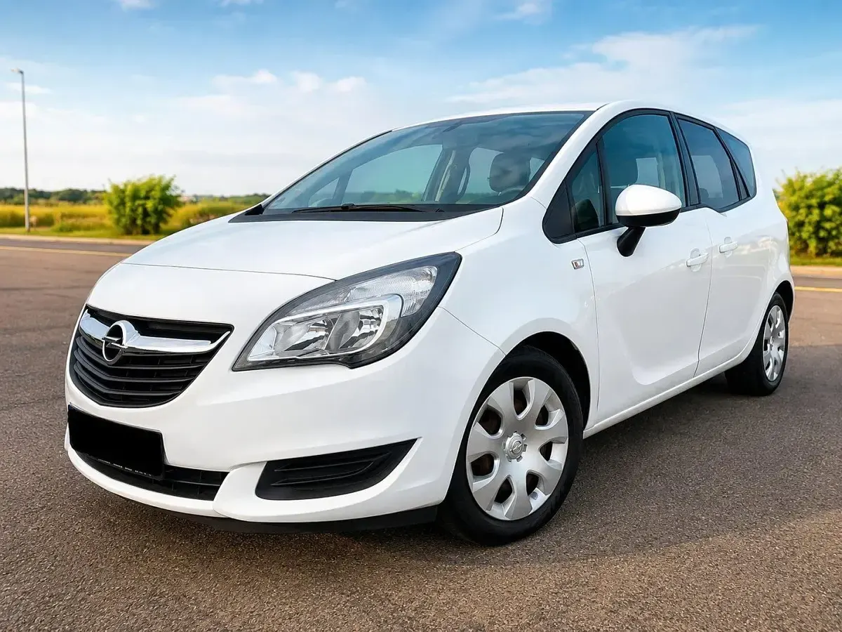 Gebraucht Opel Meriva Edition 101 PS (74 kW) 2017 Weiß Van / Kleinbus