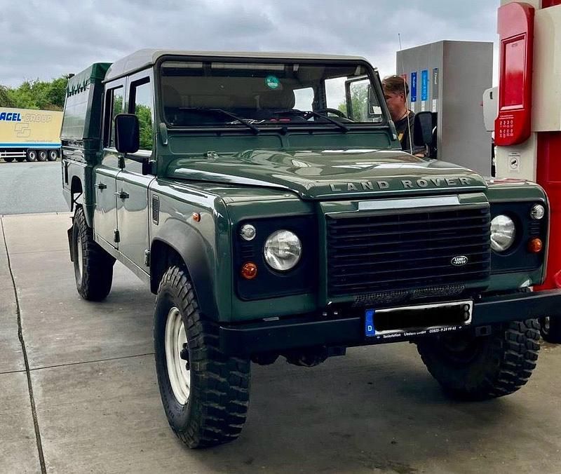 Grün Gebraucht 2010 Land Rover Defender Abholung | 32.900 € - Bild 1/4