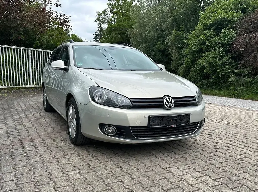 Gebraucht VW Golf VI Exclusive 122 PS (89 kW) 2010 Silber Kleinwagen