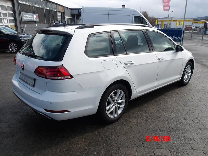 Second-hand VW Golf VII Comfortline 125 CP (91 kW) 2017 Alb Break