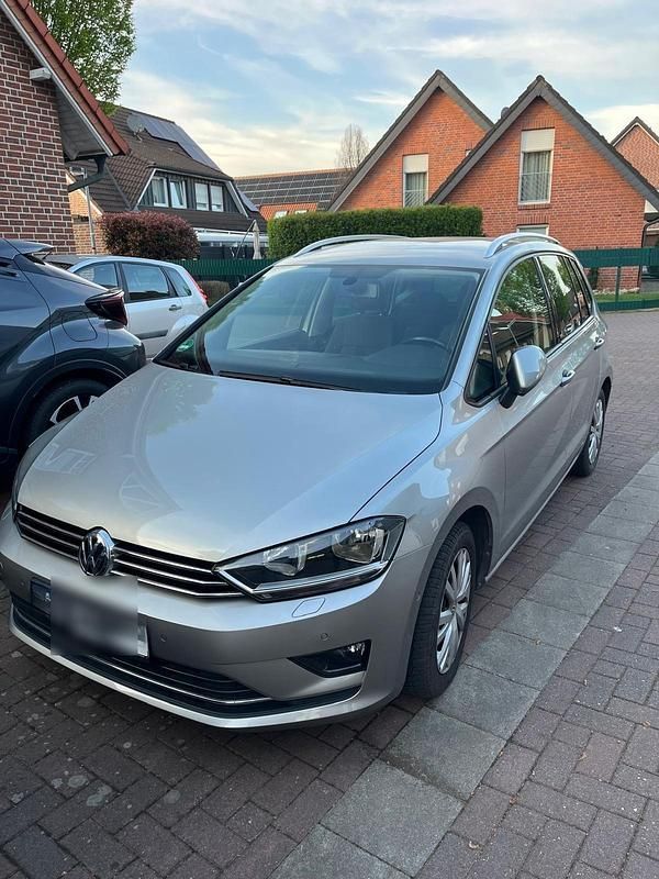 Grau Gebraucht 2016 VW Golf VII Comfortline Kombi | 11.990 € (Guter Preis) - Bild 1/4