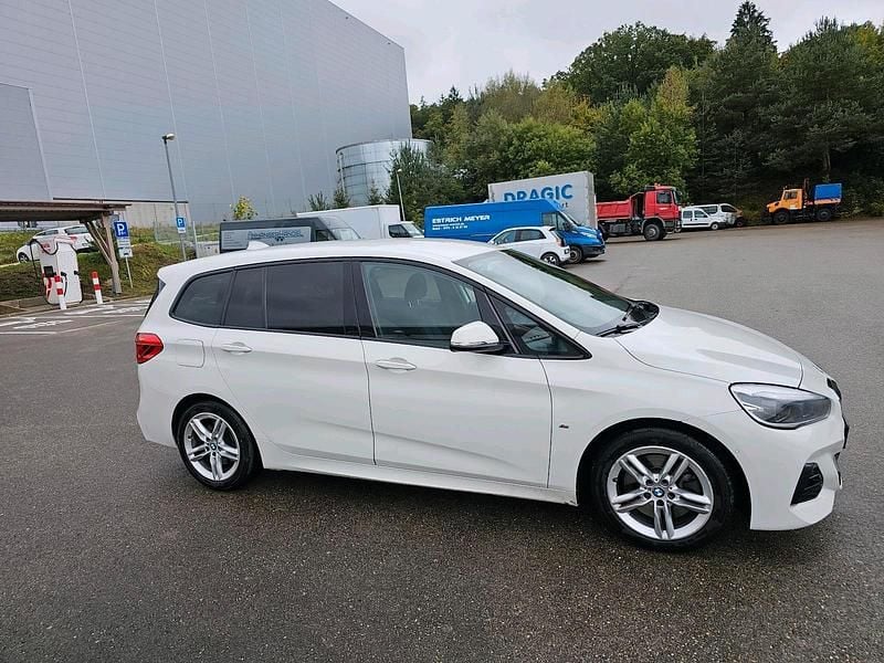 Gebraucht BMW 220 M Sport 190 PS (139 kW) 2018 Weiß Kombi