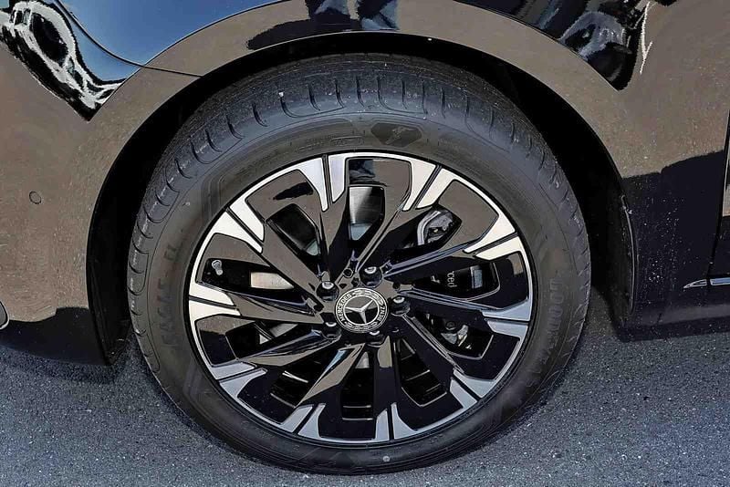 Gebraucht Mercedes E250 Style 140 PS (102 kW) 2025 Obsidianschwarz Kombi