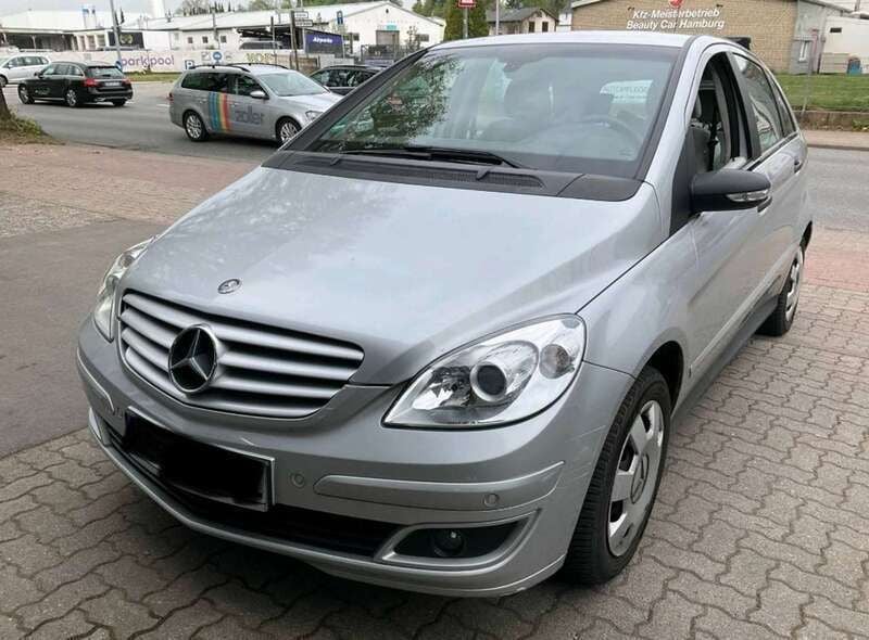 Polarsilber Gebraucht 2006 Mercedes B180 Van / Kleinbus | 3.999 € (Guter Preis) - Bild 1/4