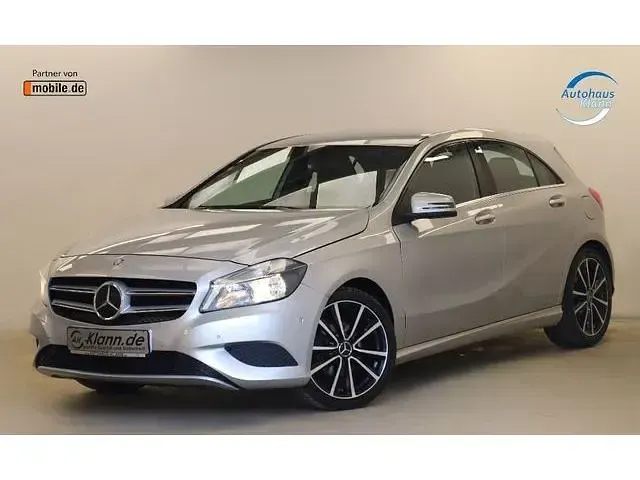 Gebraucht Mercedes A160 Style 90 PS (66 kW) 2014 Kleinwagen