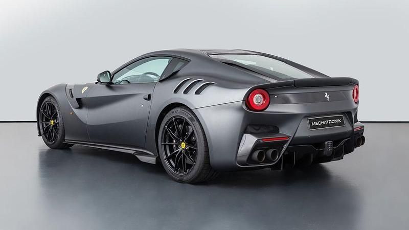 Gebraucht Ferrari F12 780 PS (573 kW) 2016 Grau Coupé