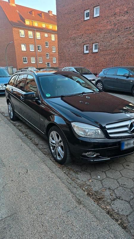 Gebraucht Mercedes C220 170 PS (125 kW) 2008 Schwarz Kombi
