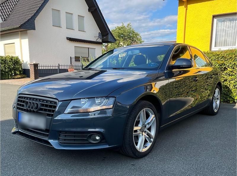 Grau Gebraucht 2008 Audi A4 Limousine | 7.000 € (Teuer) - Bild 1/4