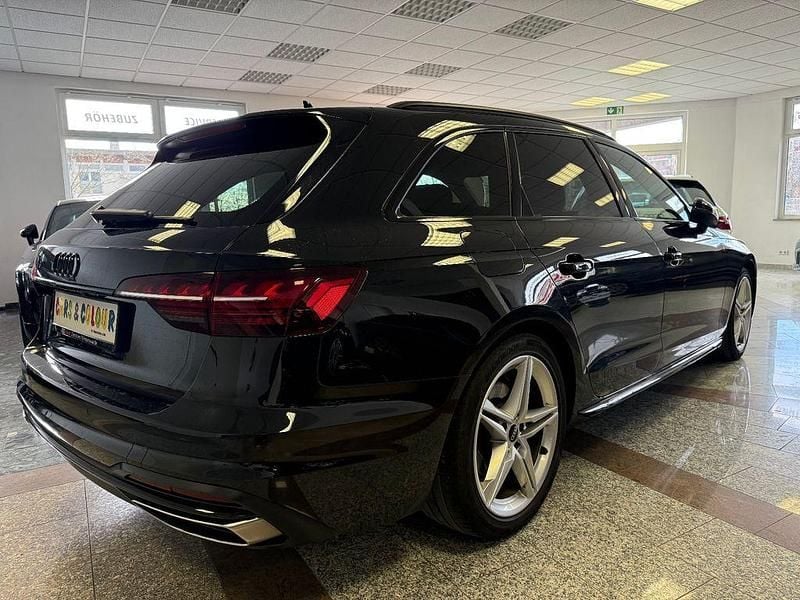 Gebraucht Audi A4 S-Line 163 PS (119 kW) 2022 Schwarz Kombi