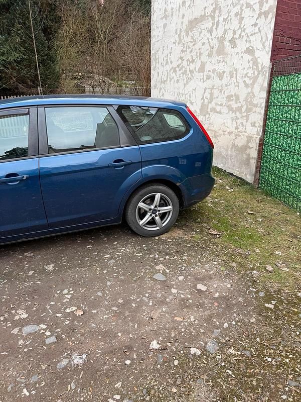 Gebraucht Ford Focus 2008 Blau Kombi