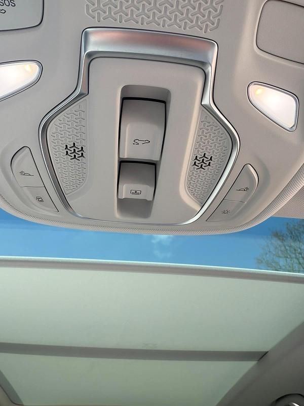 Gebraucht MG Marvel R Performance 211 kW (288 PS) 2021 Schwarz SUV