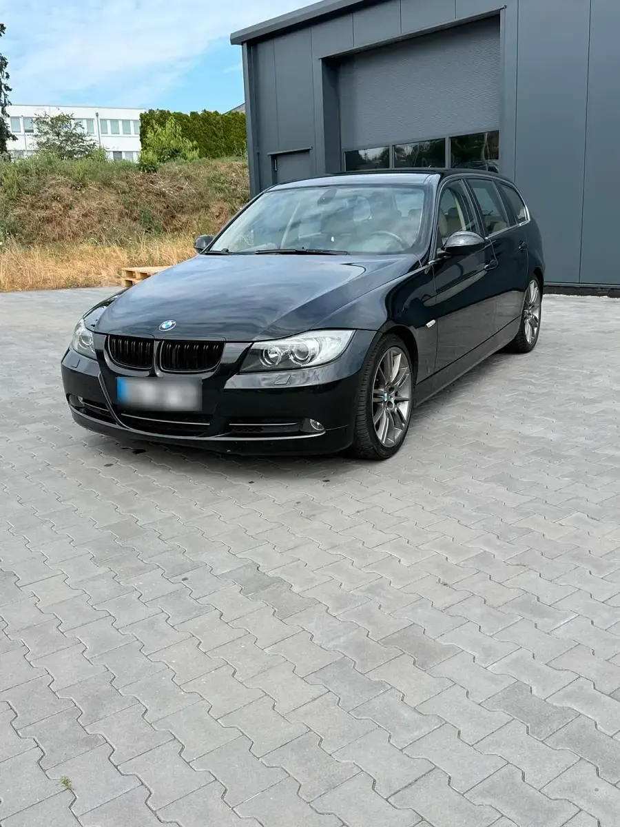 Gebraucht BMW 330 231 PS (169 kW) 2006 Schwarz Kombi