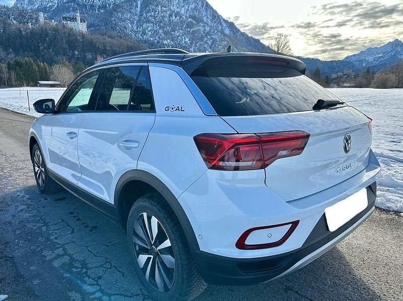 Gebraucht VW T-Roc 150 PS (110 kW) 2025 Weiß SUV