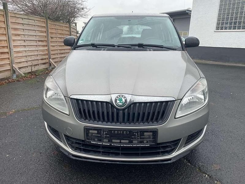 Gebraucht Skoda Fabia 69 PS (50 kW) 2012 Grau Kombi