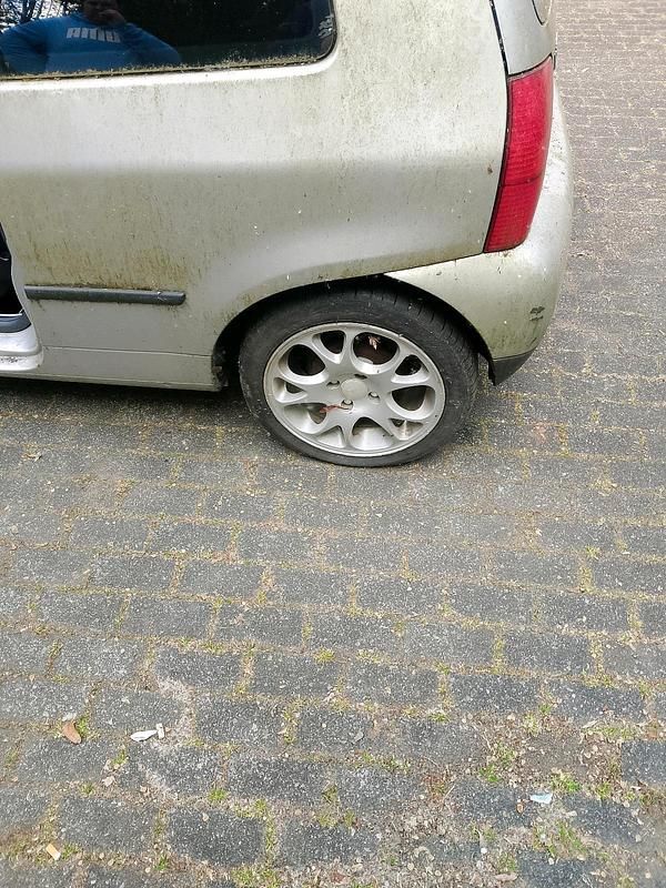 Second-hand VW Lupo 60 CP (44 kW) 2003 Argintiu Hatchback