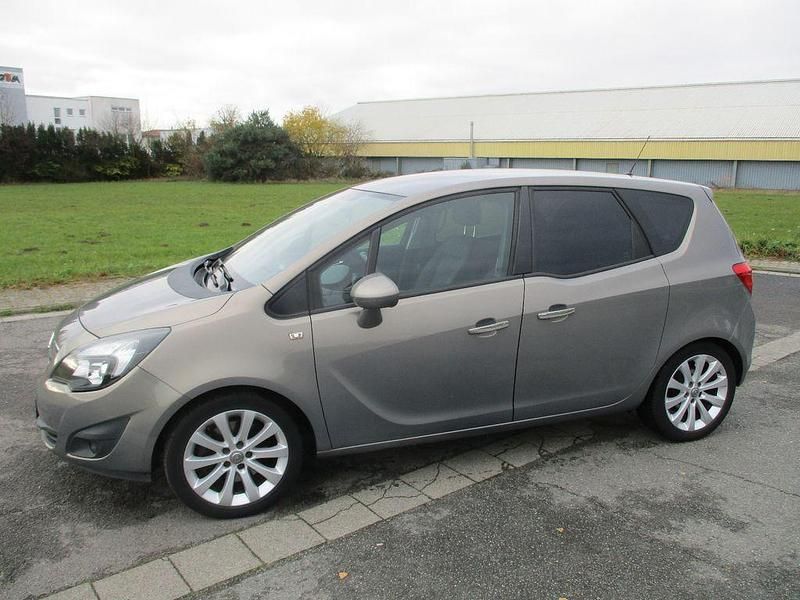 Gebraucht 2012 Opel Meriva Edition Van / Kleinbus | 5.800 € (Guter Preis) - Bild 1/4