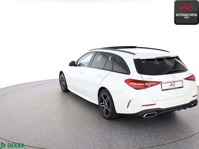 Gebraucht Mercedes C200 AMG 204 PS (150 kW) 2022 Polarweiss Kombi