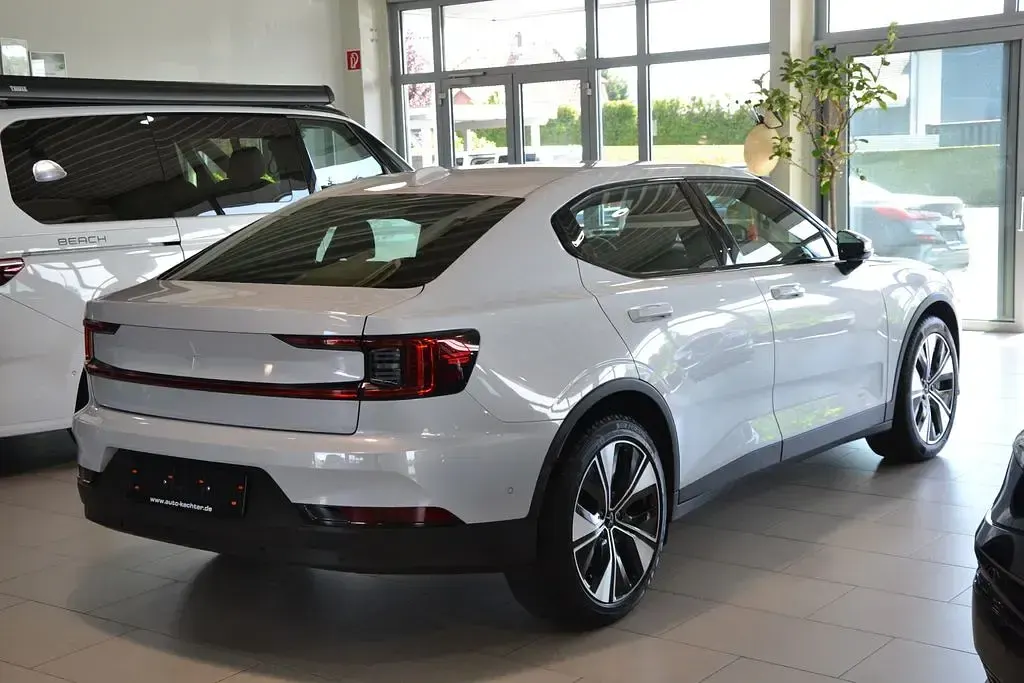 Gebraucht Polestar 2 169 kW (231 PS) 2023 Weiß Kleinwagen