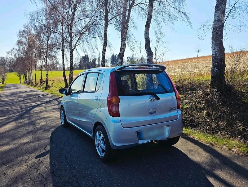 Gebraucht Daihatsu Cuore 69 PS (50 kW) 2008 Silber Kleinwagen
