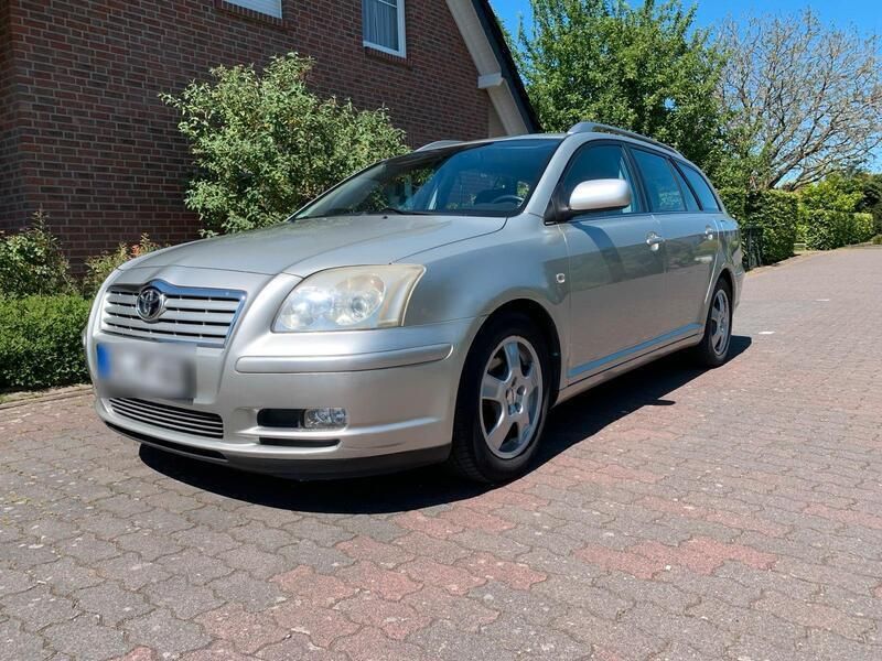Gebraucht 2004 Toyota Avensis Sol Kombi | 1.750 € (Guter Preis) - Bild 1/4