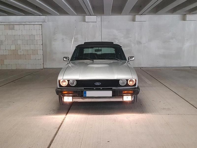 Silber Gebraucht 1976 Ford Capri Coupé | 25.000 € - Bild 1/4