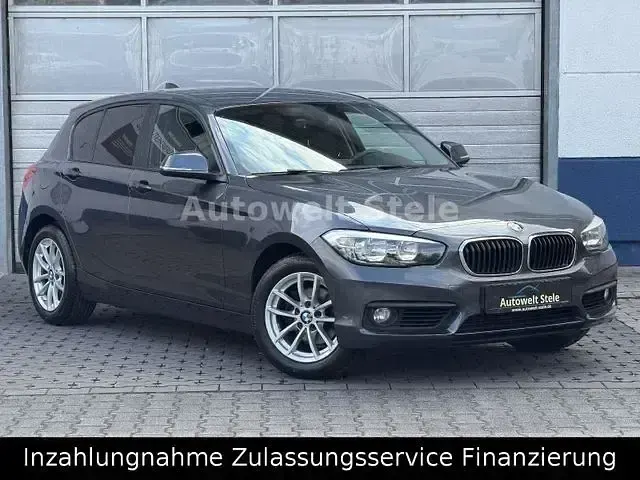 Gebraucht BMW 118 Sport Line 150 PS (110 kW) 2017 Grau Limousine