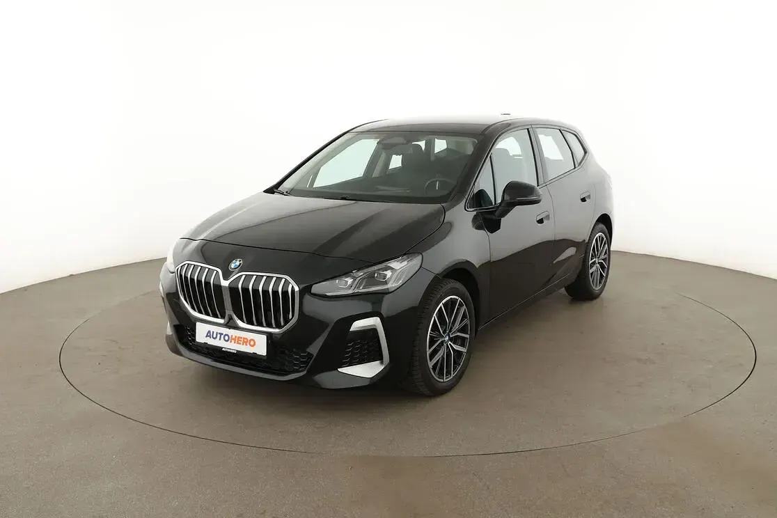 Gebraucht BMW 218 Active Tourer Performance 136 PS (100 kW) 2025 Van / Kleinbus