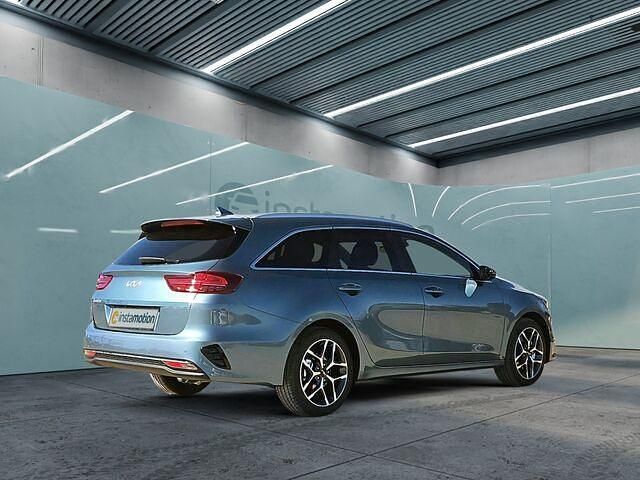 Gebraucht Kia Ceed 140 PS (102 kW) 2024 Grau Kleinwagen