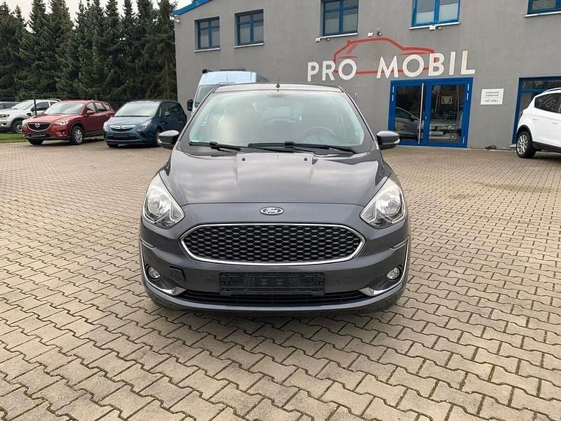 Grau Gebraucht 2019 Ford Ka Plus Basis Kleinwagen | 6.495 € (Guter Preis) - Bild 1/4