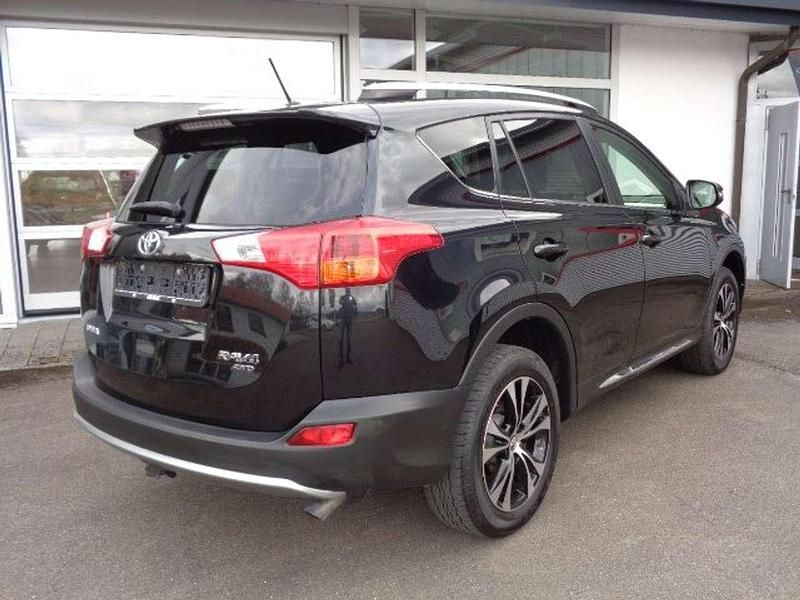 Gebraucht Toyota RAV4 Edition-S 150 PS (110 kW) 2015 Mysticschwarz mica SUV